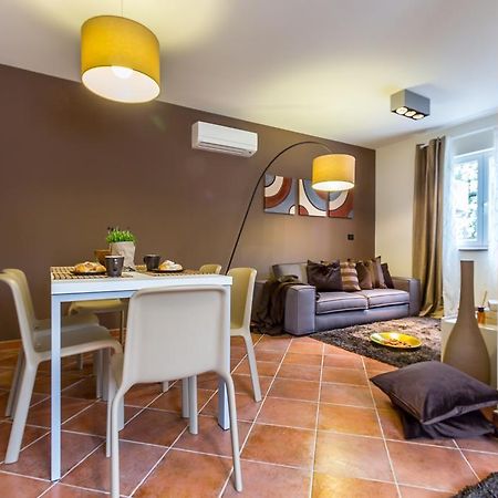 Apartments Stella روفينجسكو سيلو المظهر الخارجي الصورة