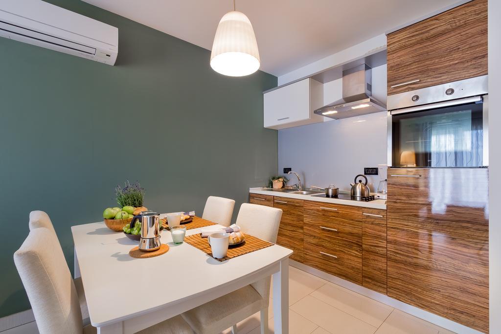 Apartments Stella روفينجسكو سيلو الغرفة الصورة