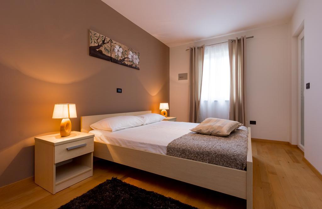 Apartments Stella روفينجسكو سيلو الغرفة الصورة