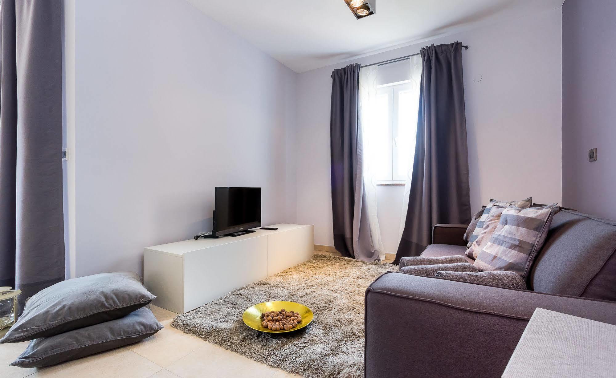 Apartments Stella روفينجسكو سيلو المظهر الخارجي الصورة